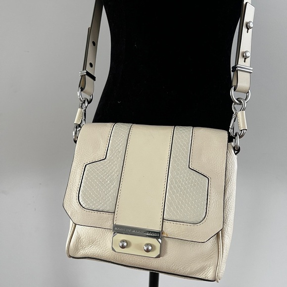 Marc by Marc Jacobs White Crossbody Bag - Picture 2 of 12
